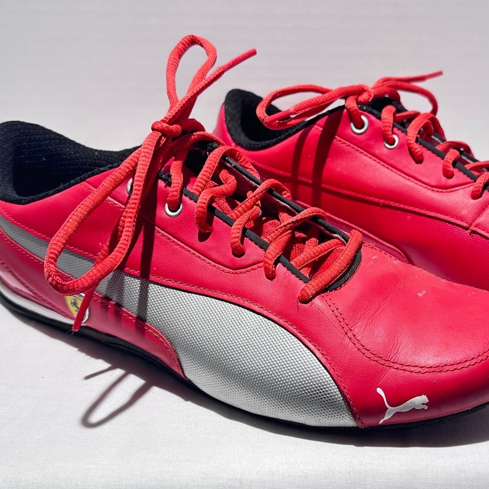 Puma casual wear red, Sz 10 fits like Sz 9